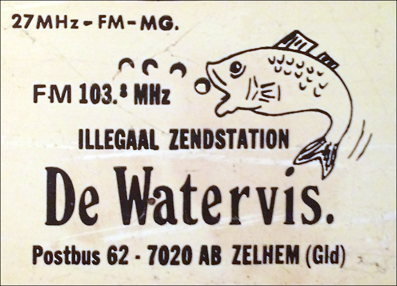 Sticker Radio De Watervis